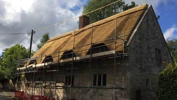 Using hazel and willow spars to create beautiful, functional patterns.