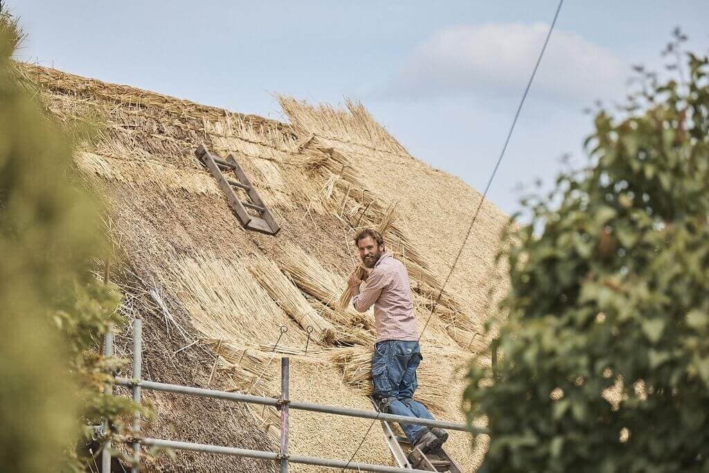 Re-Thatching — traditional thatching service in Somerset